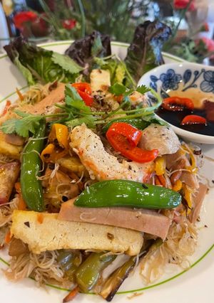 A picture of Vegetarian Stir-Fried Vermicelli.
