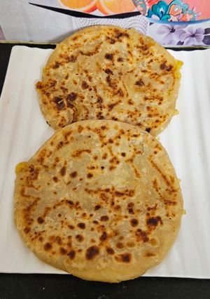 A picture of Puranpoli (Regional Icon)Gujarati style vedmi.