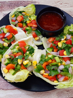A picture of Crunchy Veggie Lettuce Wraps.