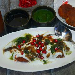 A picture of Aloo tikki chaat.