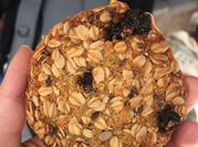 Una foto de galletita de quinoa