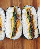 Sandwichi de onigiri, Onigirazu(キンパおにぎらず) / Comida japonesa