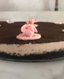 Cheesecake de Galletas Oreo con relleno de Frutilla