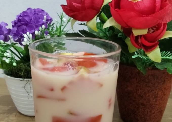 Resep Es yakult tomat yang Bikin Ngiler