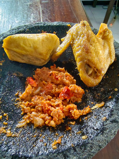 Foto resep Ayam Gepuk Pak Gembus