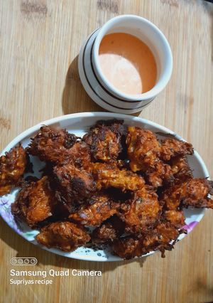 A picture of Chinese pakoda.