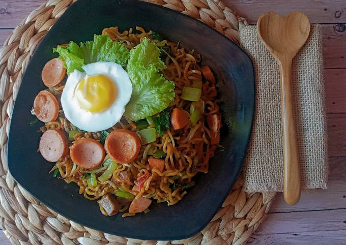 Mie tektek Indomie