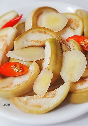 Hình của món CÀ bát muối xổi.