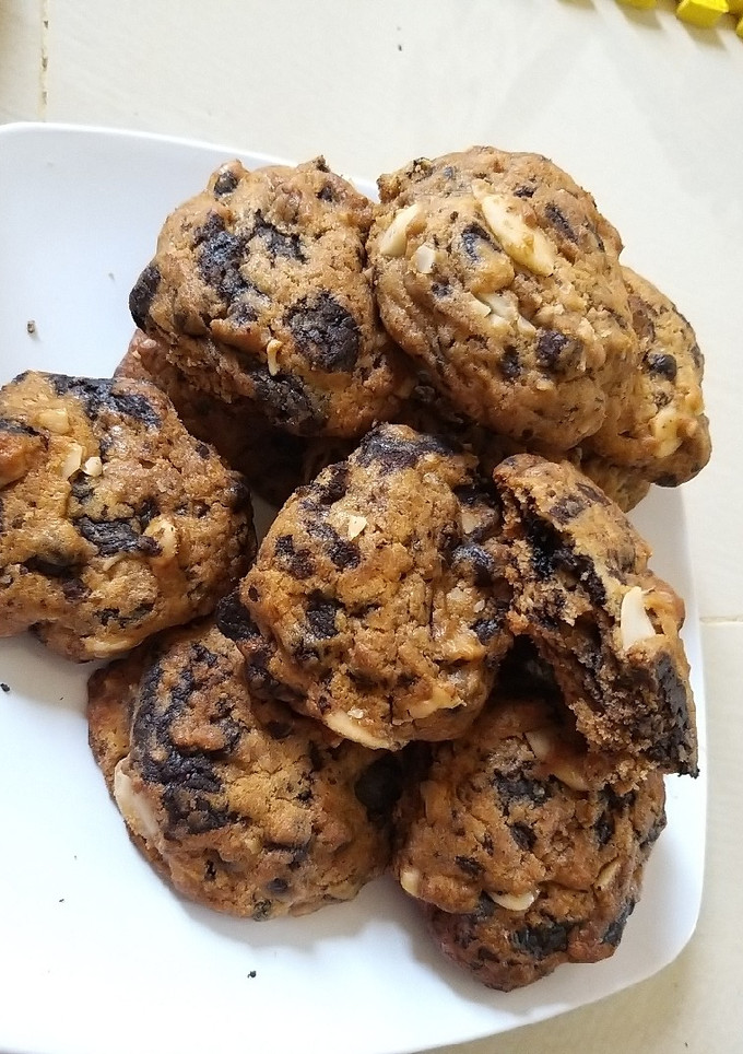 Foto resep Choco chip almond Cookies