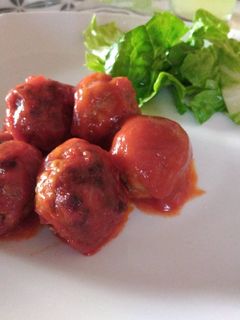 Una foto de Albóndigas en salsa de tomates