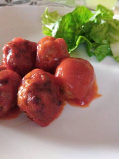 Una foto de Albóndigas en salsa de tomates