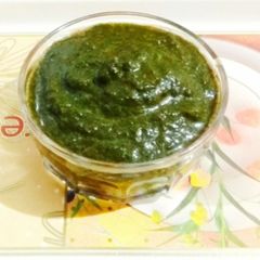 A picture of Green Chutney.