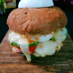 A picture of Egg Burger.