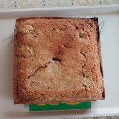 A picture of Cake with cinnamon.
