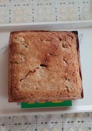 A picture of Cake with cinnamon.