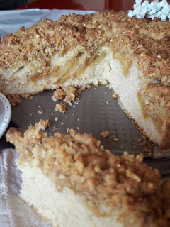 Una foto de Apfel Streuselkuchen (pastel de manzana alemán)