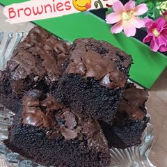 A picture of Fudge Brownies.