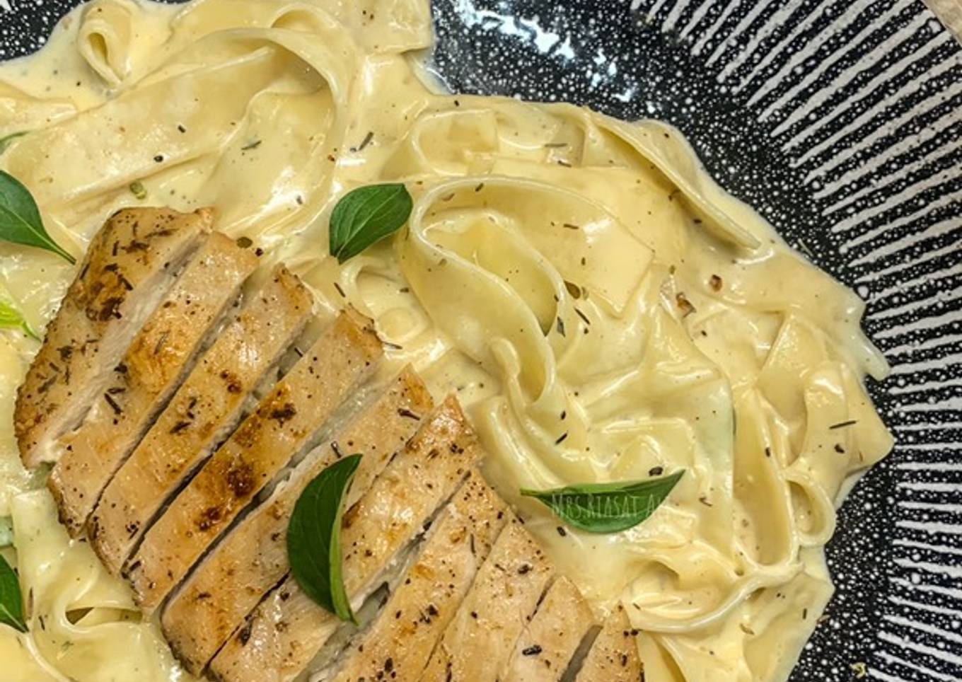 Chicken Fettuccine Alfredo 🍝