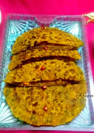 A picture of Thepla dabeli sandwich.