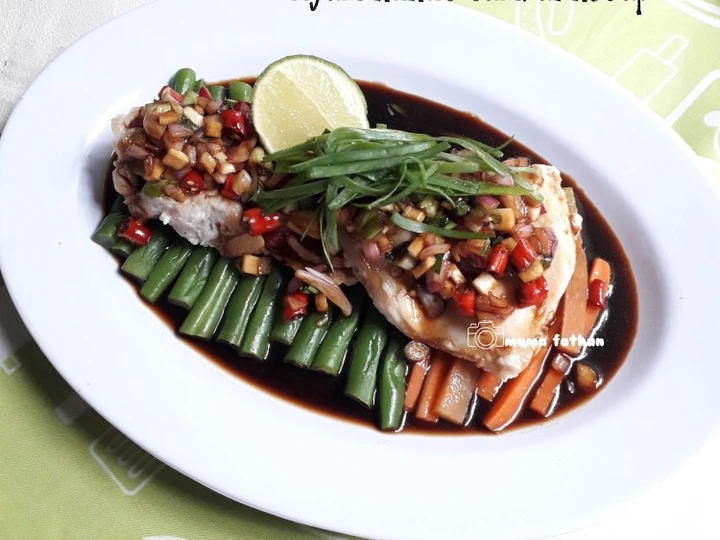 Langkah Gampang Membuat Resep  Ayam kukus sambal kecap yang Bikin Ngiler, Bikin Ketagihan