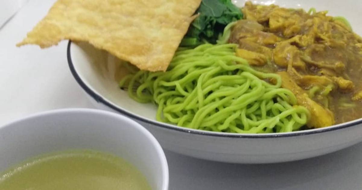 Resep Mie Ayam Hijau Simple Oleh Sekar Ayudya Pertiwi Cookpad