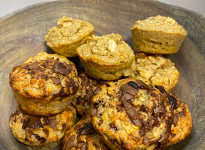 Una foto de Muffins de avena y plátano