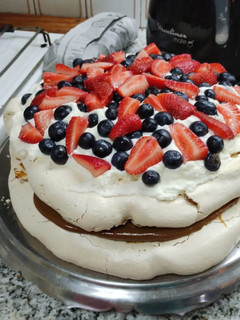 Una foto de Torta Pavlova Versión Argentina
