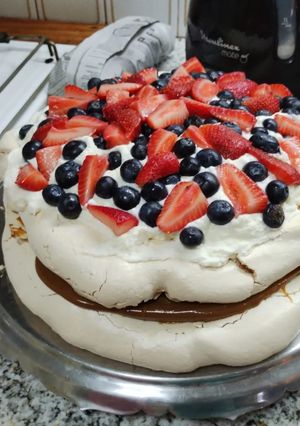 Una foto de Torta Pavlova Versión Argentina