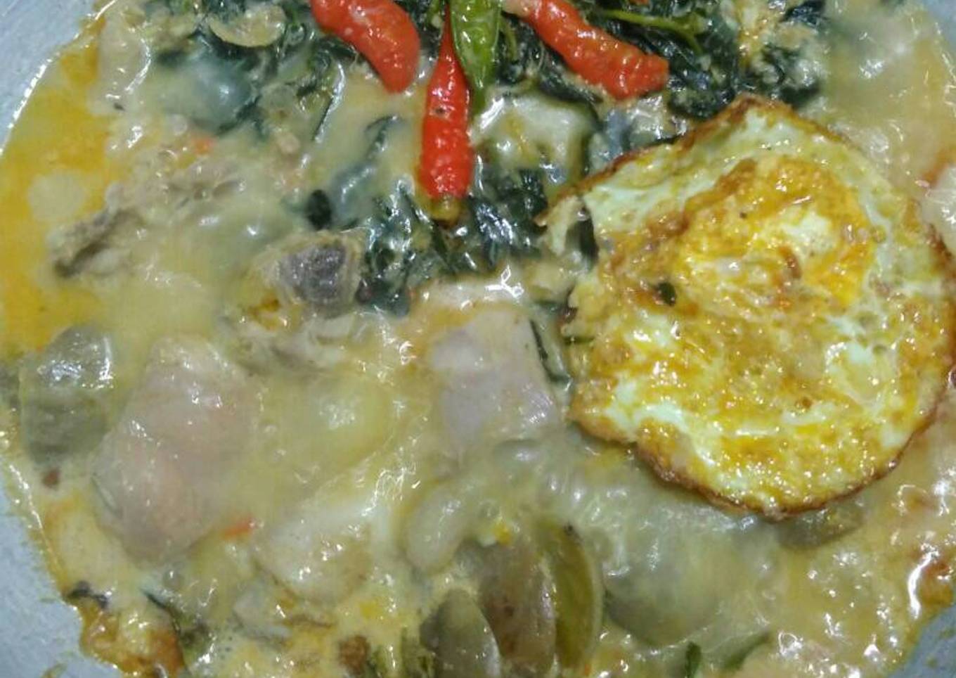 Rendang Ayam,Telur,Jengkol,daun Singkong nyossssssss