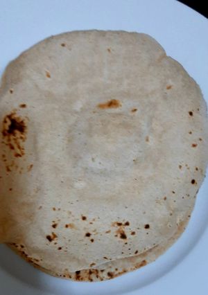 रोटी (roti recipe in hindi) रेसिपी मुख्य फोटो
