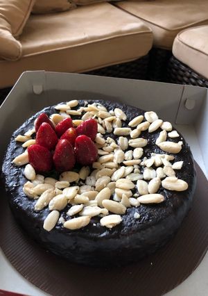 Foto resep Taro chocolate cake tabur kenari