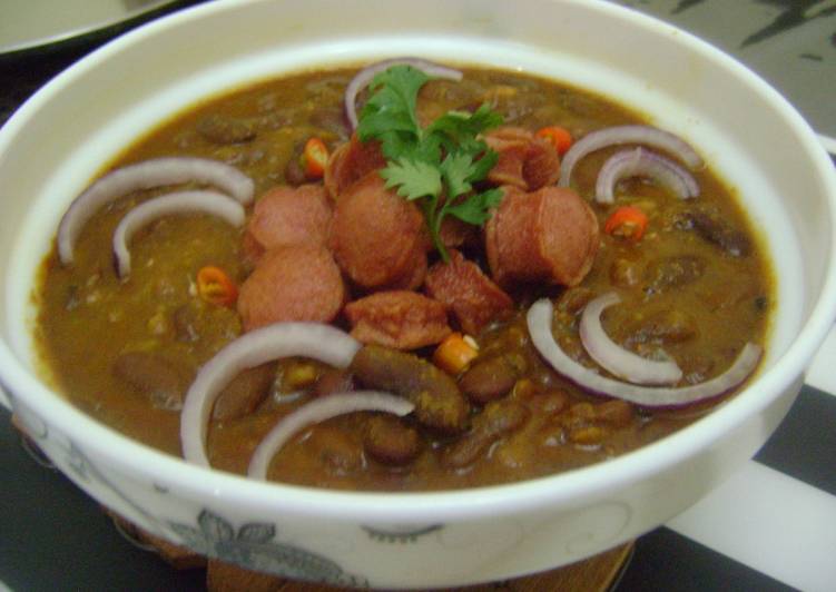 Rajma Masala with Sausages