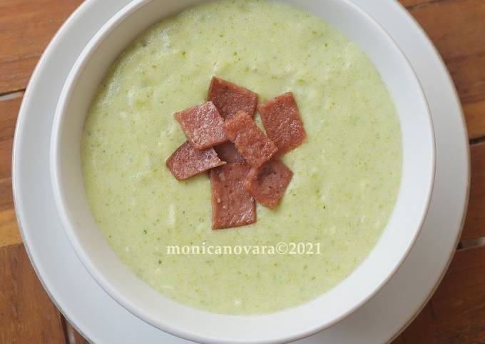 Recipe: Tasty Broccoli & Cheddar Cream Soup