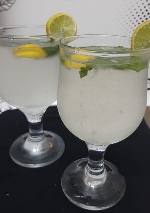 A picture of Lemon drink 🍋🍋🍋.