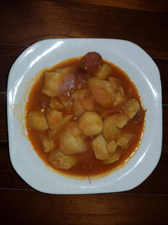 Una foto de Patatas a la riojana