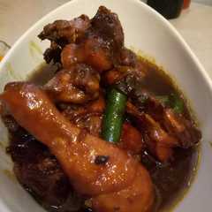A picture of Ayam kecap/semur ayam. sederhana.