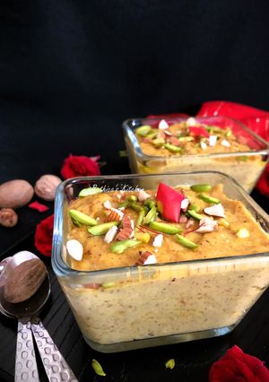 A picture of Jauzi Halwa (Dry Fruits Halwa - Hyderabadi style).