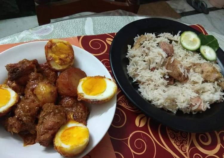 Chicken Dakbunglow served with Gondhoraj fish pulao