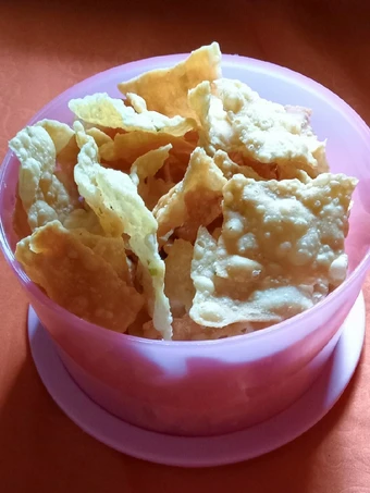 Cara Mudah Membikin Resep  Kulit Pangsit Goreng Home Made yang Enak Banget, Sempurna