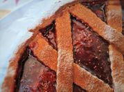 Una foto di crostata castagne