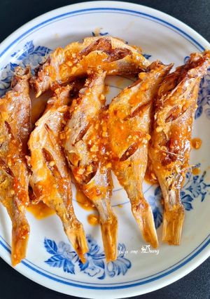 Hình của món Khô cá đù chiên mắm.