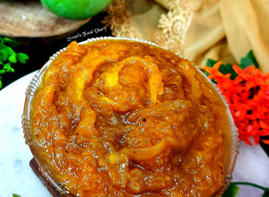 A picture of Aam Chunda or Sweet Mango pickle.