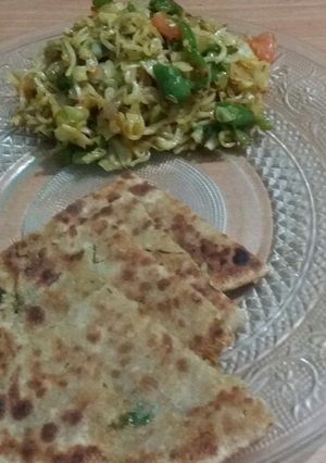 A picture of Noodle paratha.