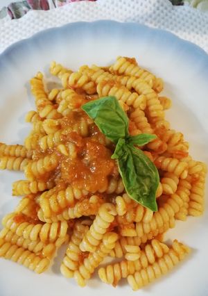 Foto di Fusilli bucati con crema di peperoni