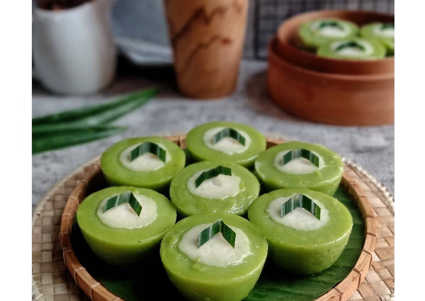 Kue Cantik Manis Pandan
