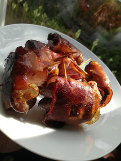 Baconbe tekert csirkemáj recept fotója