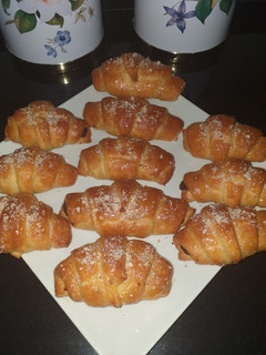 Una foto de Croissant con relleno de chocolate