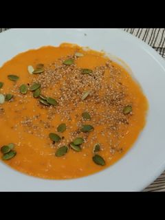 Una foto de Crema de otoño 🍂 🎃 🍠 🥥