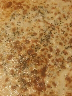 صورة لوصفة فطاير جبنه ومناقيش زعتر