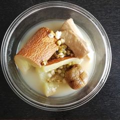 A picture of Old Melon Soup With Mung Bean And Jacob’s Tear.